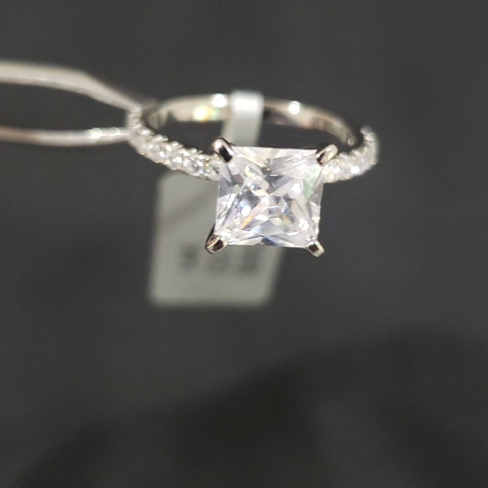 $950  2CT Princess Simulated Cut 14k White Gold Solitaire - Picture 6 of 7